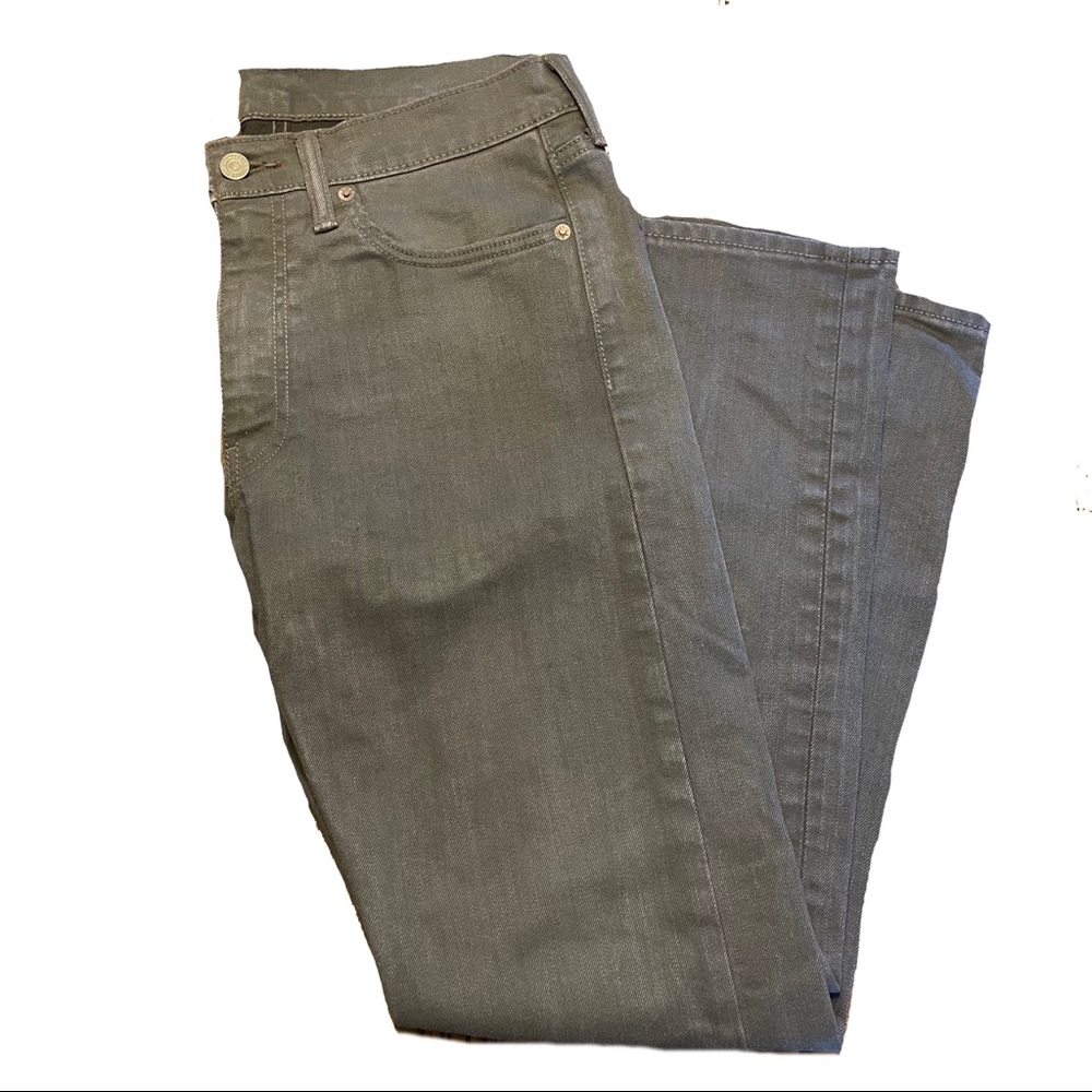 Levi’s Men Slim Straight Dark Grey Dress Pants